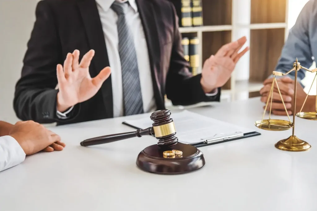 The Role Of A Family Law Solicitor Sydney In Mediation

